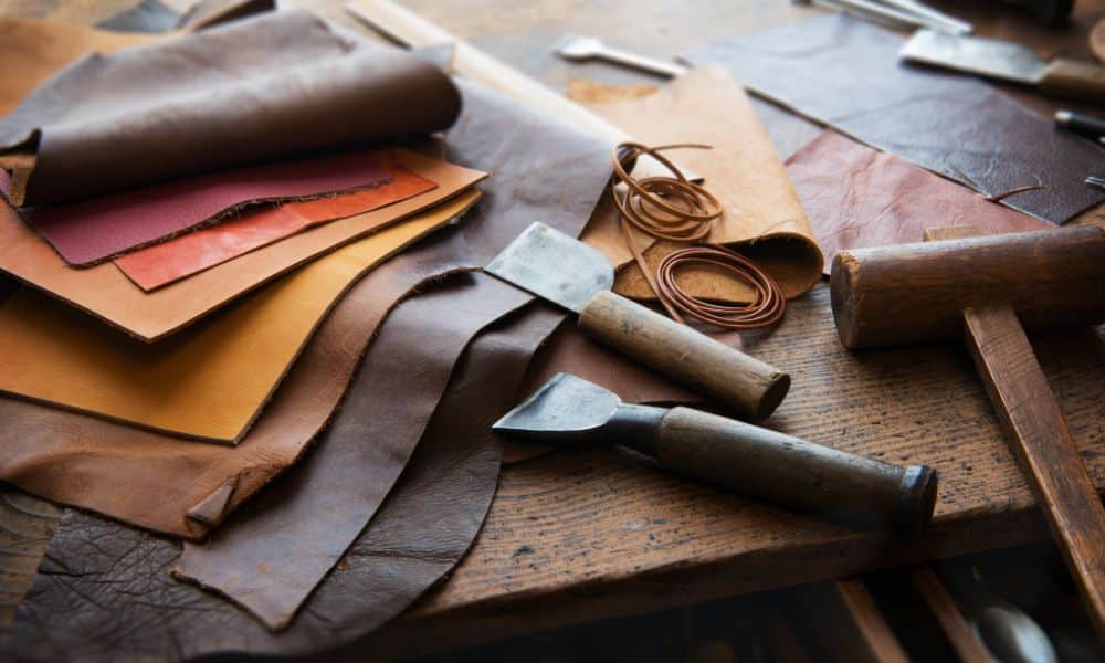 4 Tips for Introducing Kids to Leatherworking